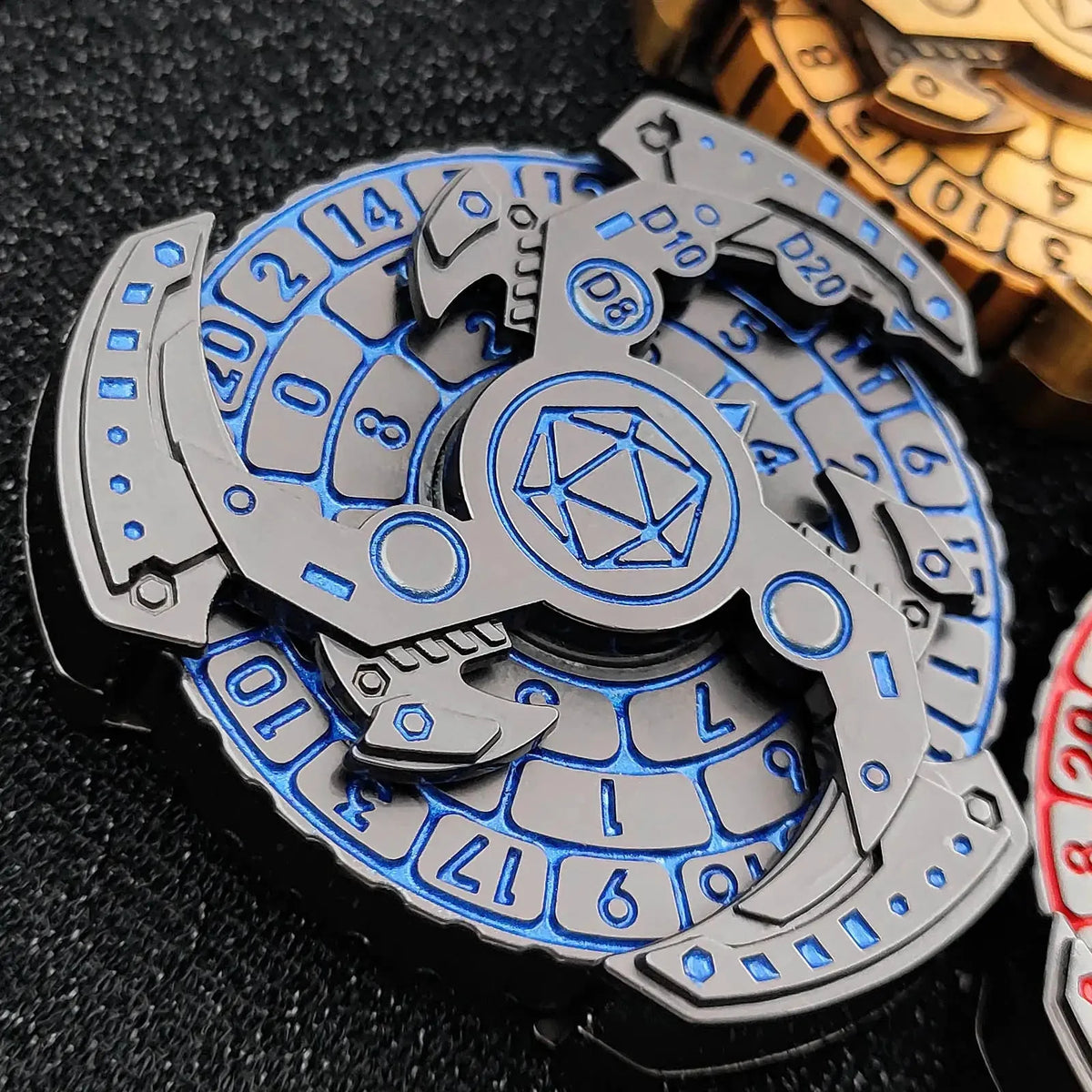 Mechanical Finger Metal Spinner Dice Set – Unique Spinning Dice: 7 in 1 Spinning Gear Mechanical Knife Fidget Spinner