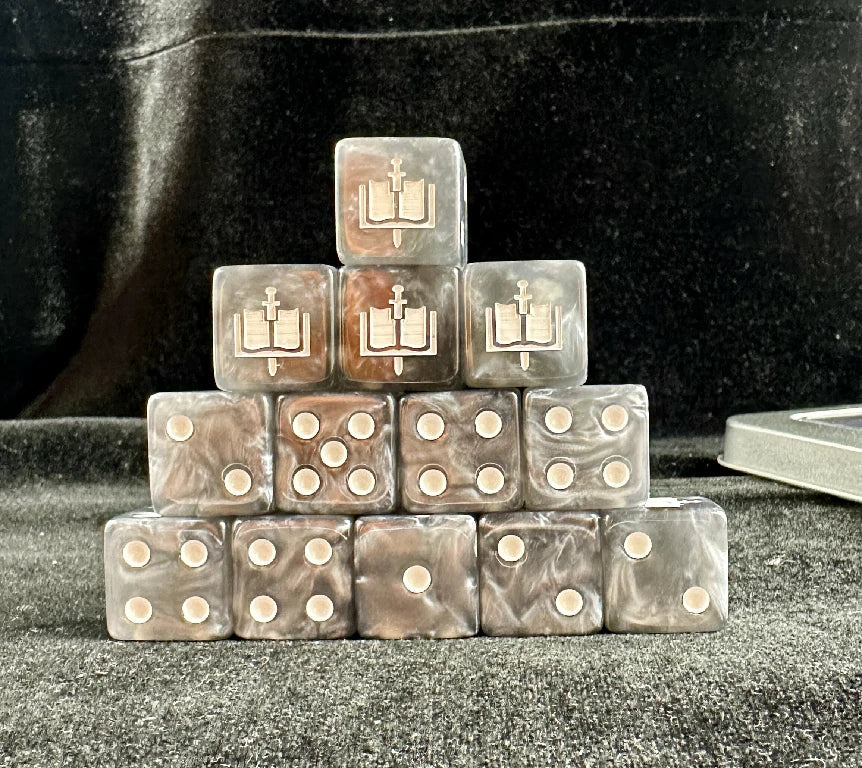 Metal D6 Dice – Grey Knights – 16mm Warhammer 40K Grey Knights Acrylic D6 Dice with Beige Pips