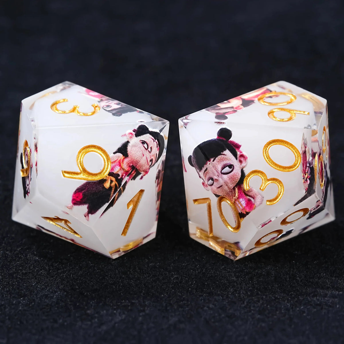 Nezha Themed Resin RPG Dice Set – Gold Numbers – Nezha-themed white resin DND D10 and D% dice with gold numbers