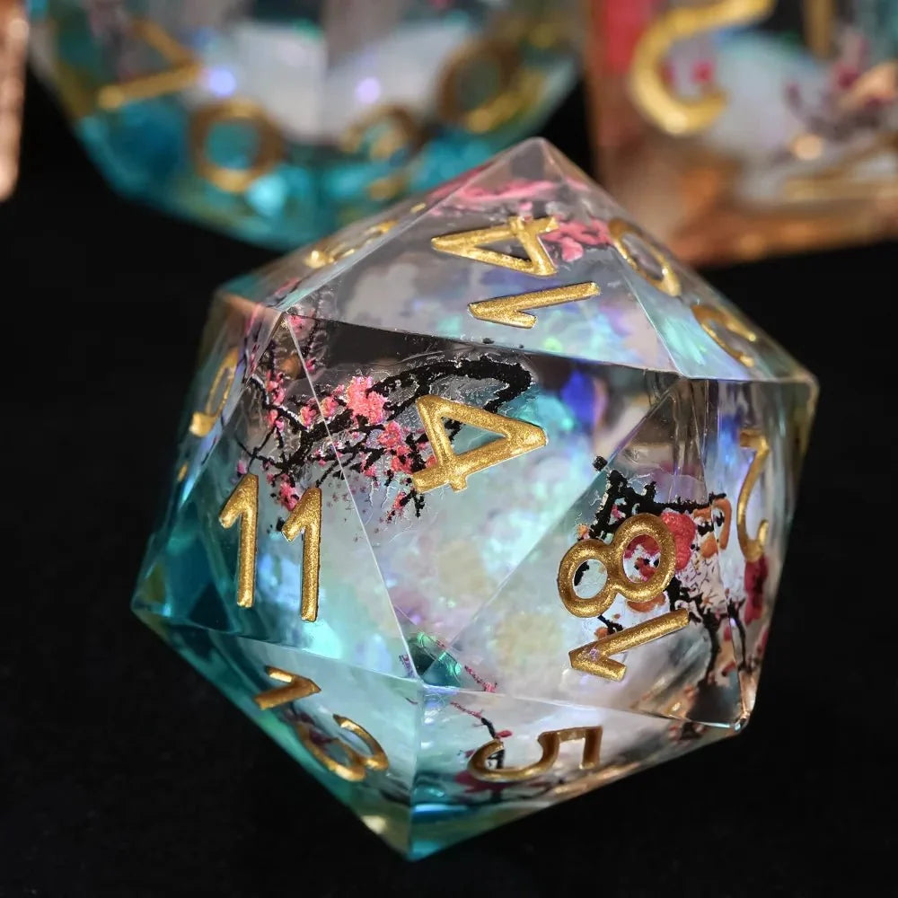 Plum Blossom Resin Sharp Edge Dice Set – Gold Numbers – Sharp - edged plum blossom resin DND dice set + gold numbers