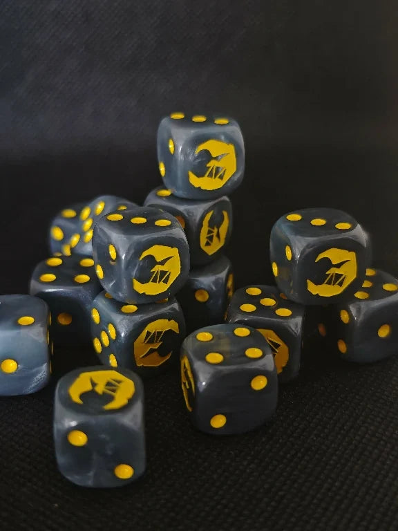 Raven Guard Metal D6 Dice – 16 mm Warhammer 40K Raven Guard Acrylic D6 Dice with Yellow Pips
