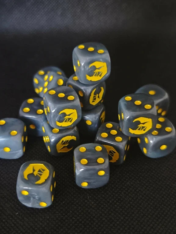 Raven Guard Metal D6 Dice – 16mm Warhammer 40K Raven Guard Acrylic D6 Dice with Yellow Pips; Raven Icon Engraved on the