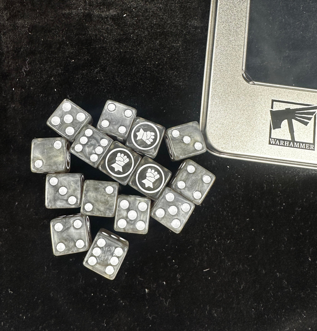 Resin D6 Dice – Swirl Pearl – alternate product view