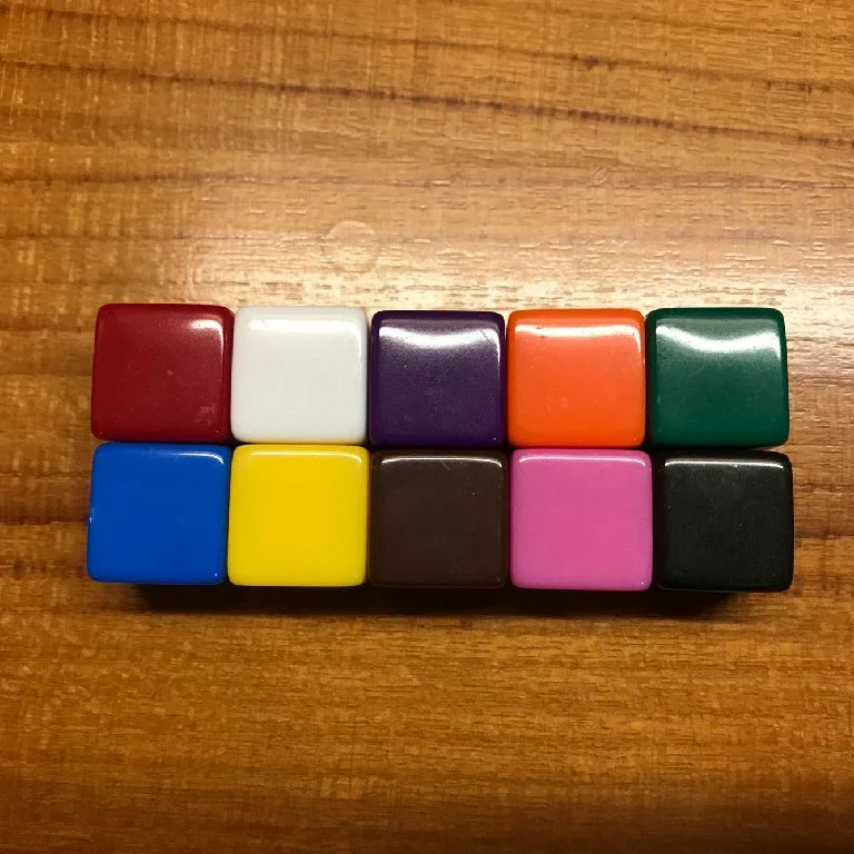 Star Acrylic D6 Dice Set – Custom opaque 16mm right-angle acrylic D6 dice, available in 10 colors.