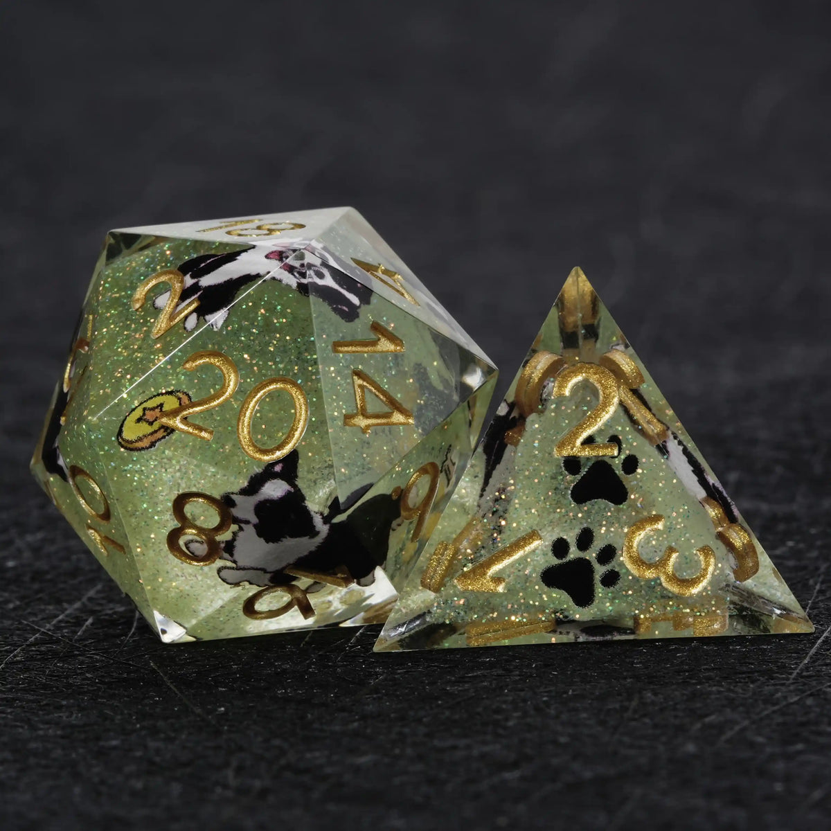 Star Resin DND Dice Set – Border Collie – Kickstarter Dice – Green Glitter Resin Border Collie DND D20 and D4 Dice