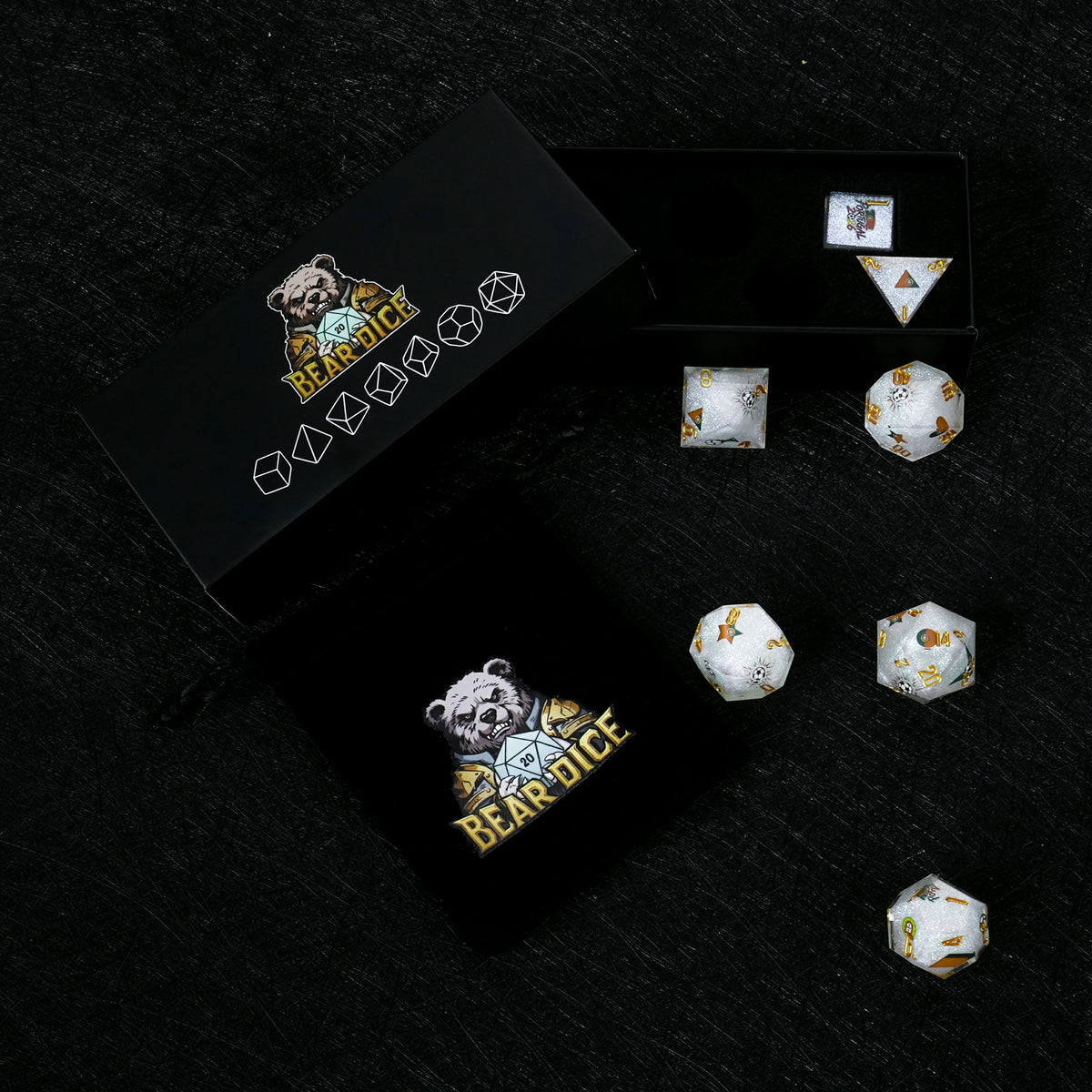 Star Resin DND Dice Set – Glitter – Portugal Soccer – alternate product view