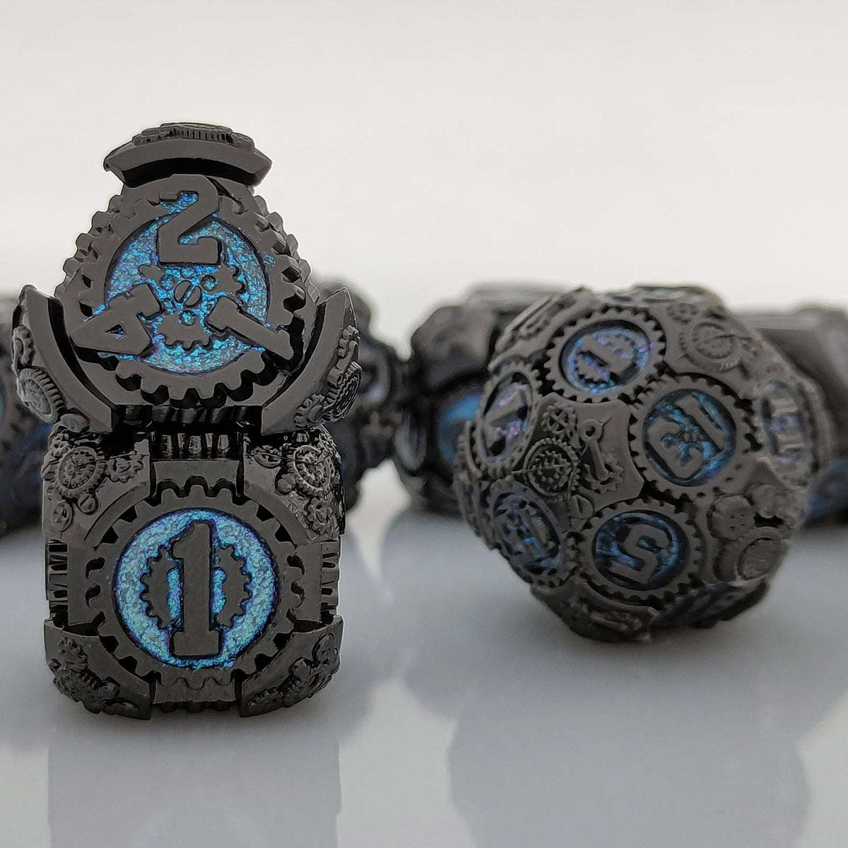 Steampunk Metal DND Dice Set – Fluorescent Gear – Steampunk Blue Fluorescent Black Gear Metal DND D4, D6, and D20 Dice