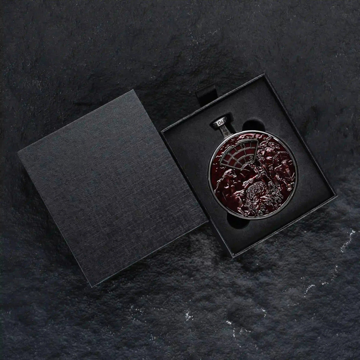 Pocket Watch Metal Spinner Dice Set – The unique 7-in-1 red DND spinning dice pocket watch comes with a black