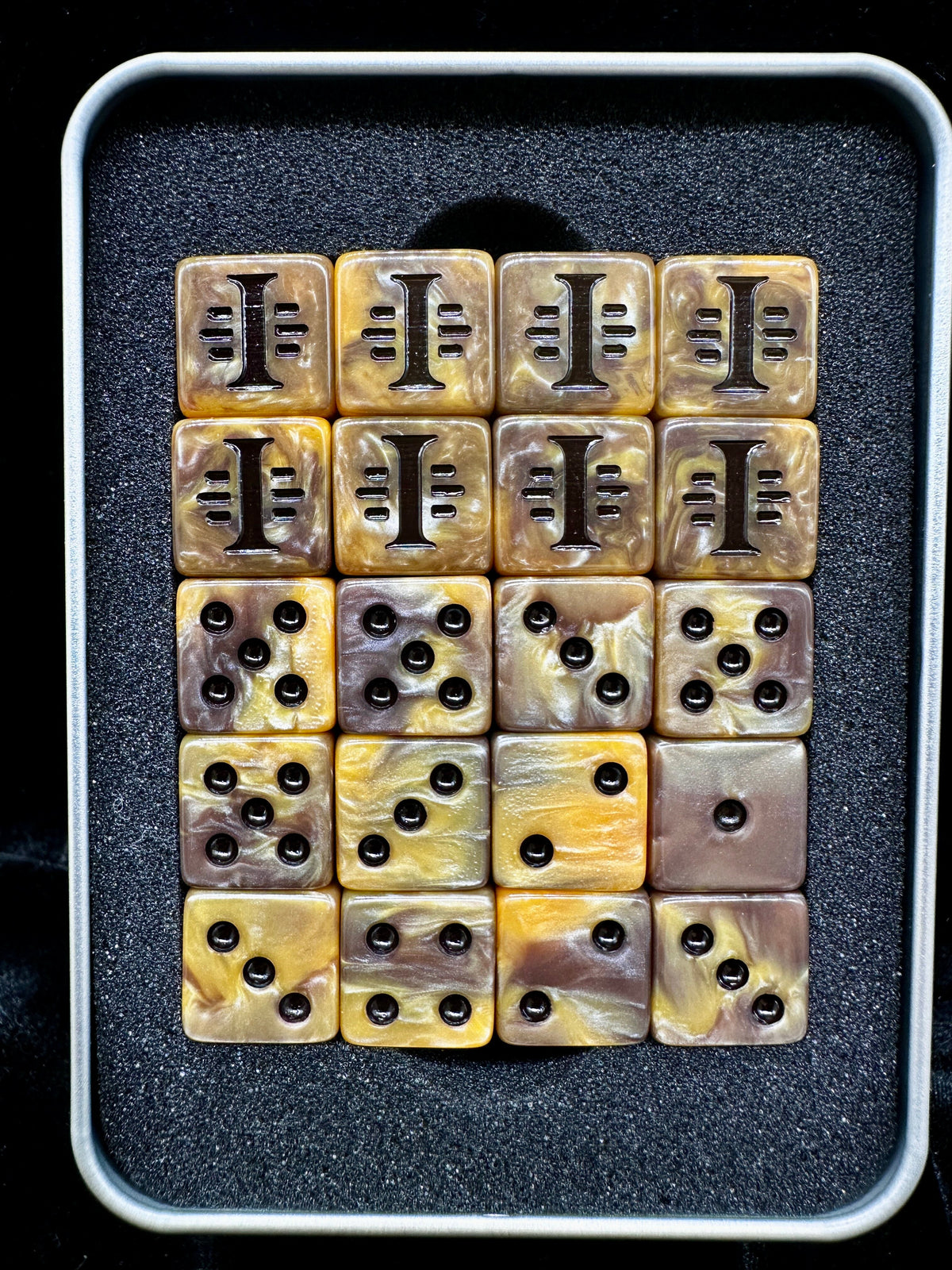 Warhammer Inquisition Acrylic D6 Dice Set – alternate product view