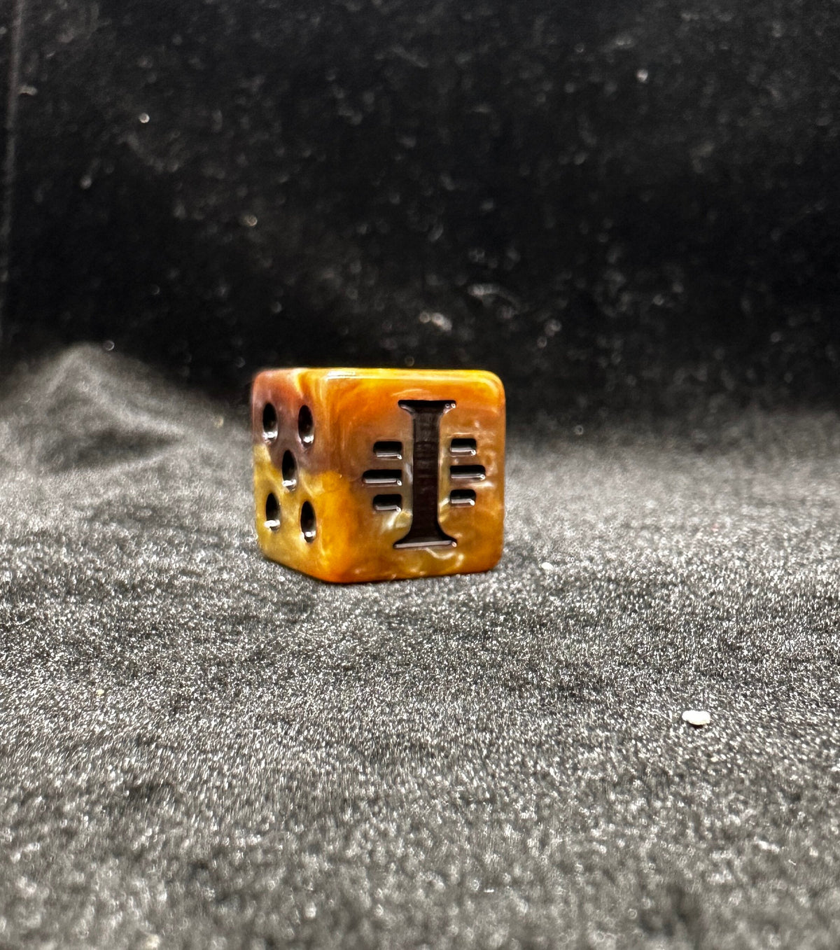 Warhammer Inquisition Acrylic D6 Dice Set – alternate product view